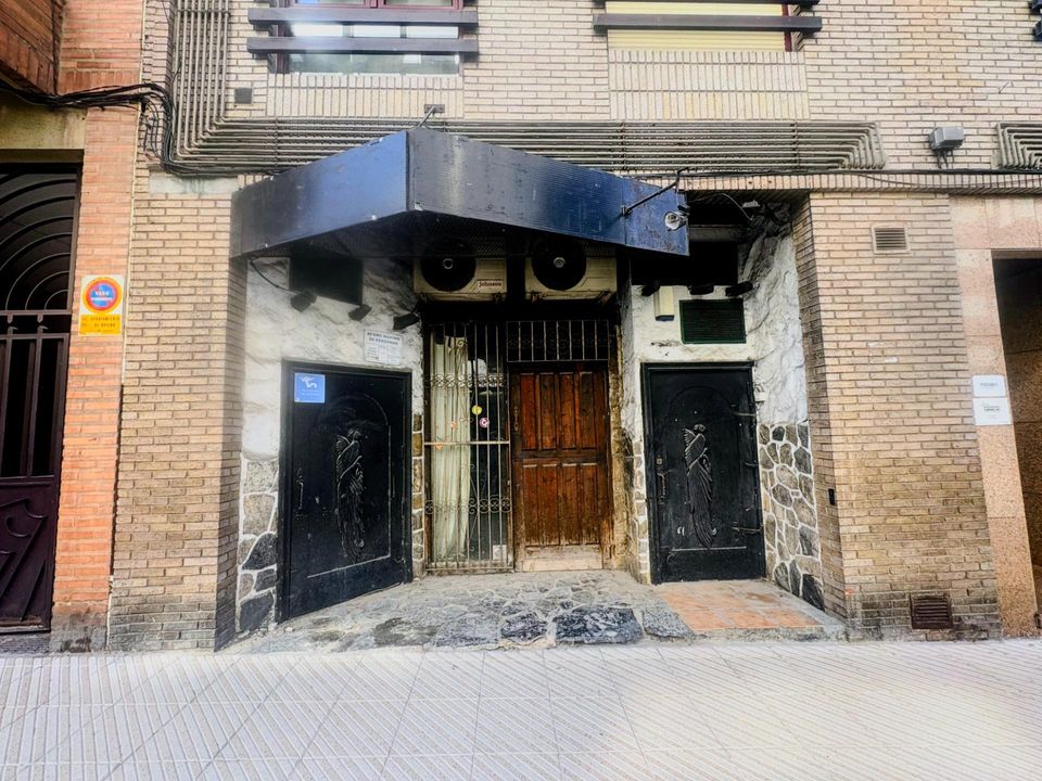 Erhvervsejendom i Oviedo, Asturias - foto 1