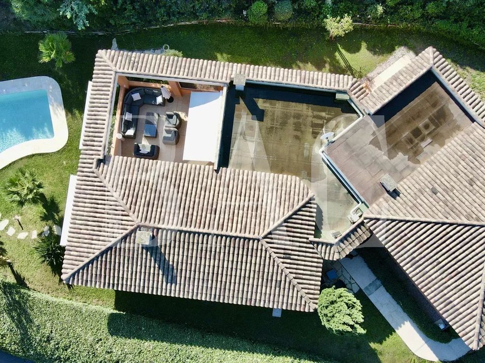Villa i Mandelieu-la-Napoule, Alpes-Maritimes - foto 1