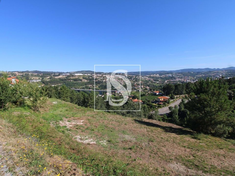 Helårsgrund i Amarante, Porto - foto 1