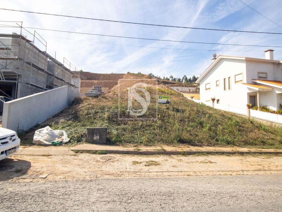 Helårsgrund i Amarante, Porto - foto 1