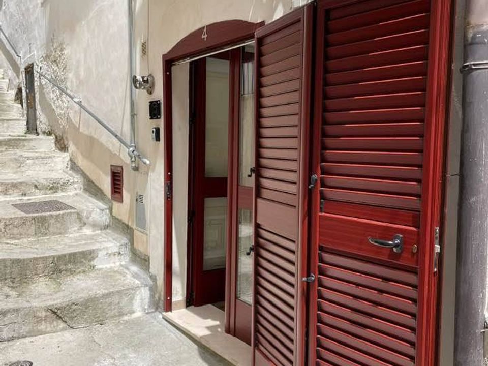 Erhvervsejendom i Monte Sant'Angelo, Foggia - foto 2