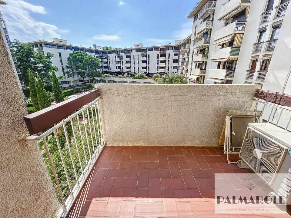 Apartamento en Perpignan, Pyrenees-Orientales - foto 2