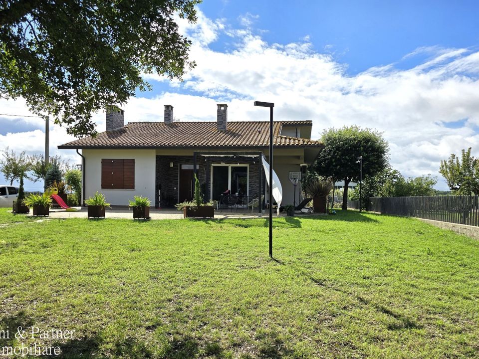 Villa i Castiglione del Lago, Perugia - foto 1
