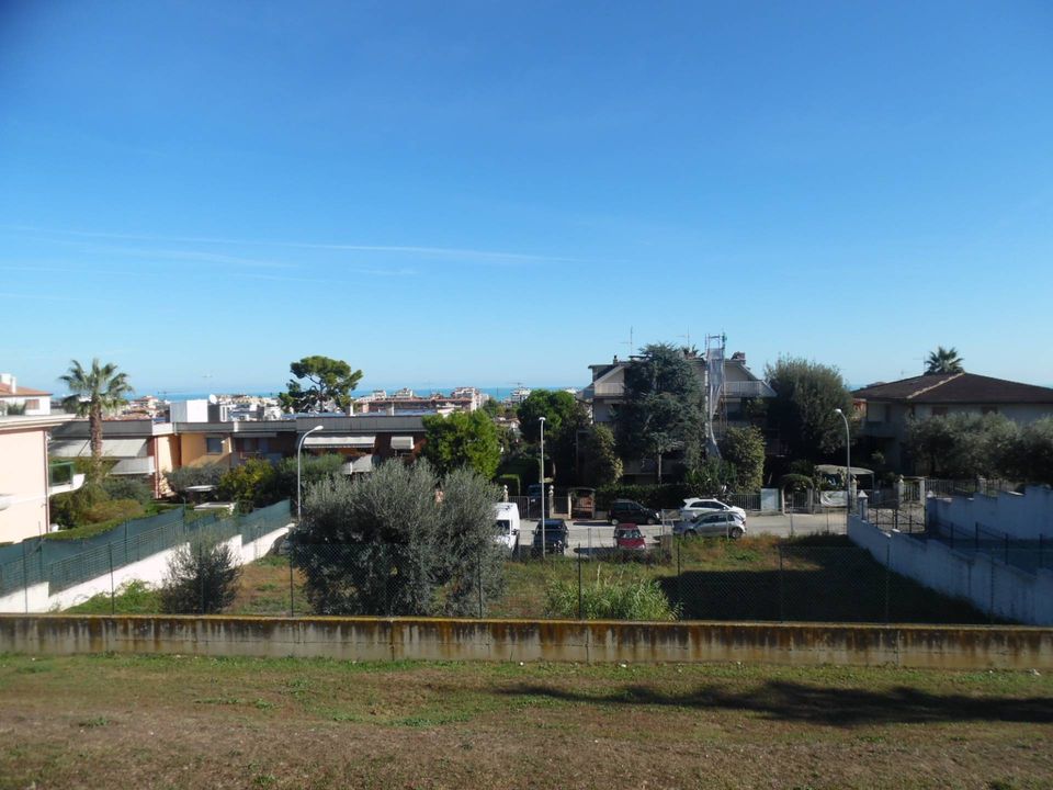 Helårsgrund i San Benedetto Del Tronto, Ascoli Piceno - foto 1