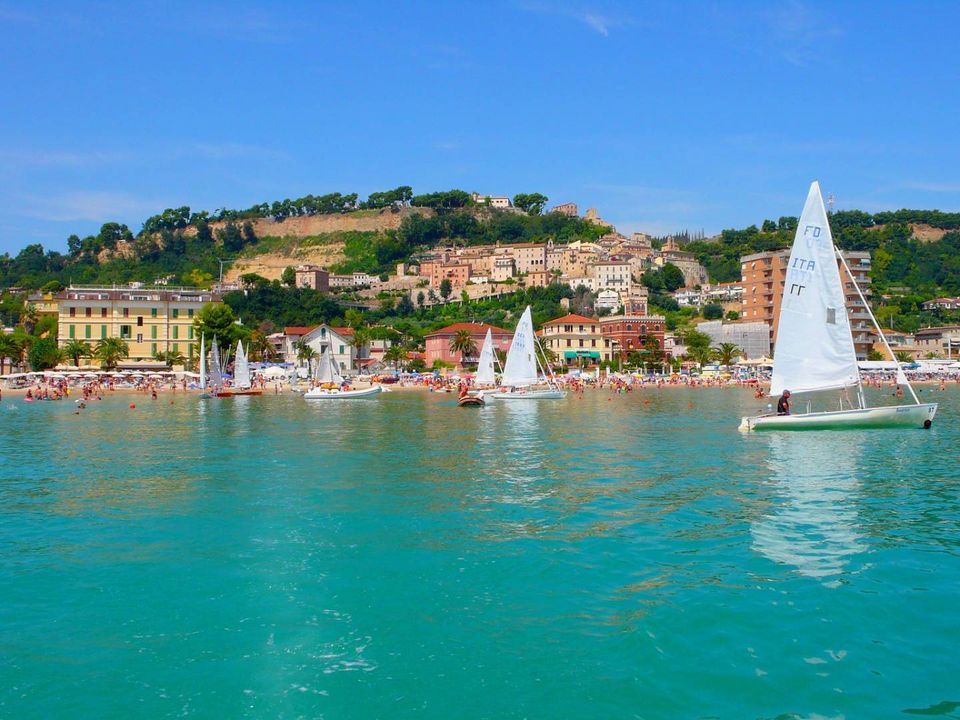 Erhvervsejendom i Grottammare, Ascoli Piceno - foto 4