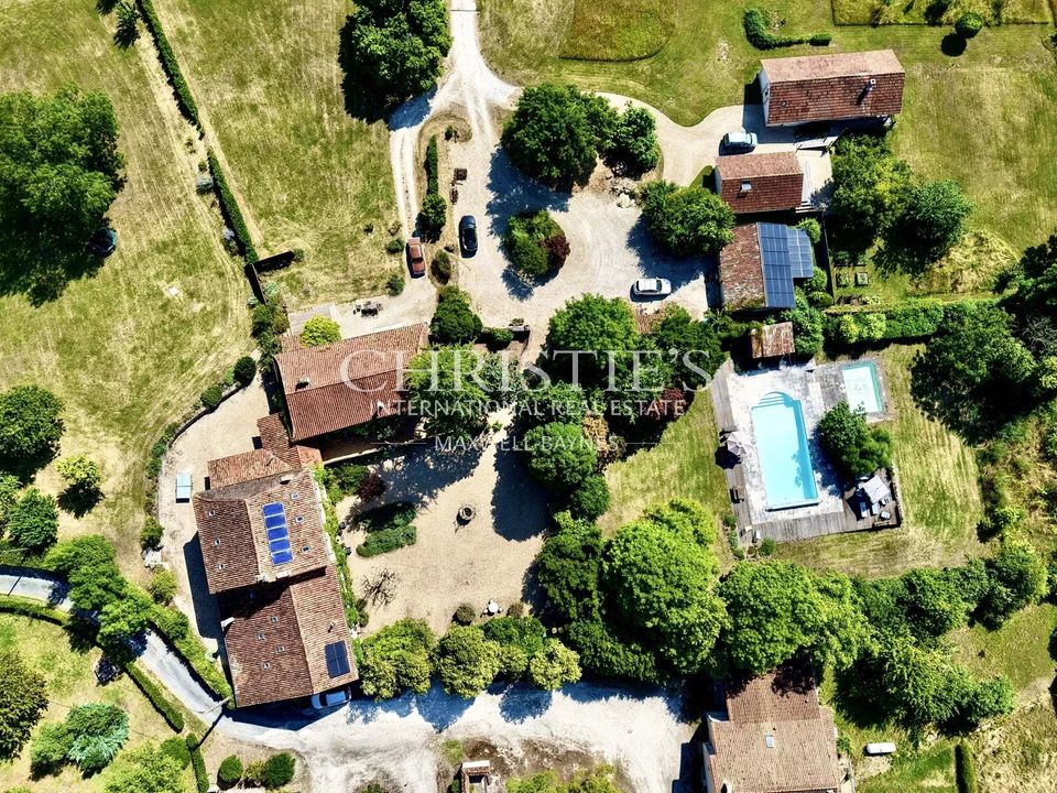 Villa i Aubeterre-sur-Dronne, Charente - foto 2
