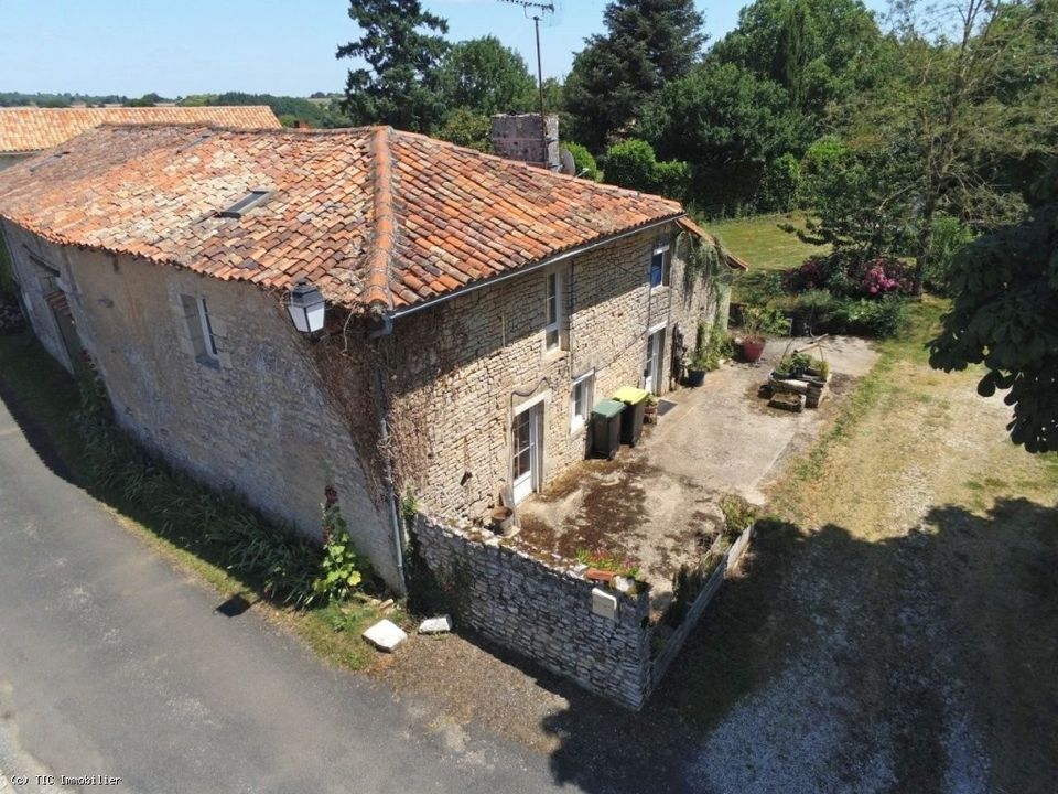 Villa i Nanteuil-en-Vallee, Charente - foto 2