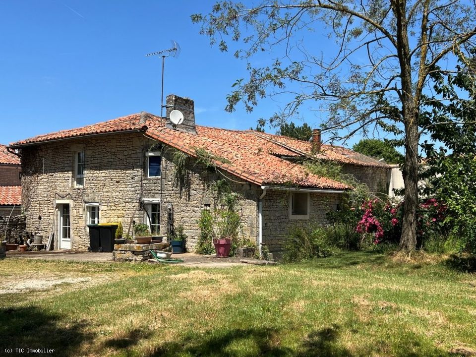 Villa i Nanteuil-en-Vallee, Charente - foto 3