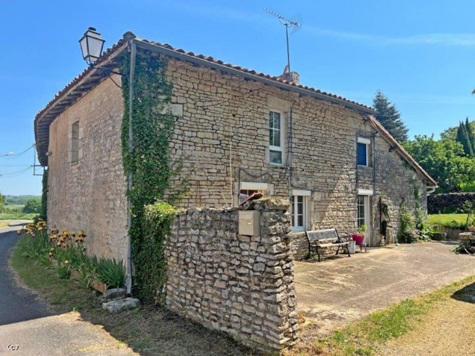 Villa i Nanteuil-en-Vallee, Charente - foto 4