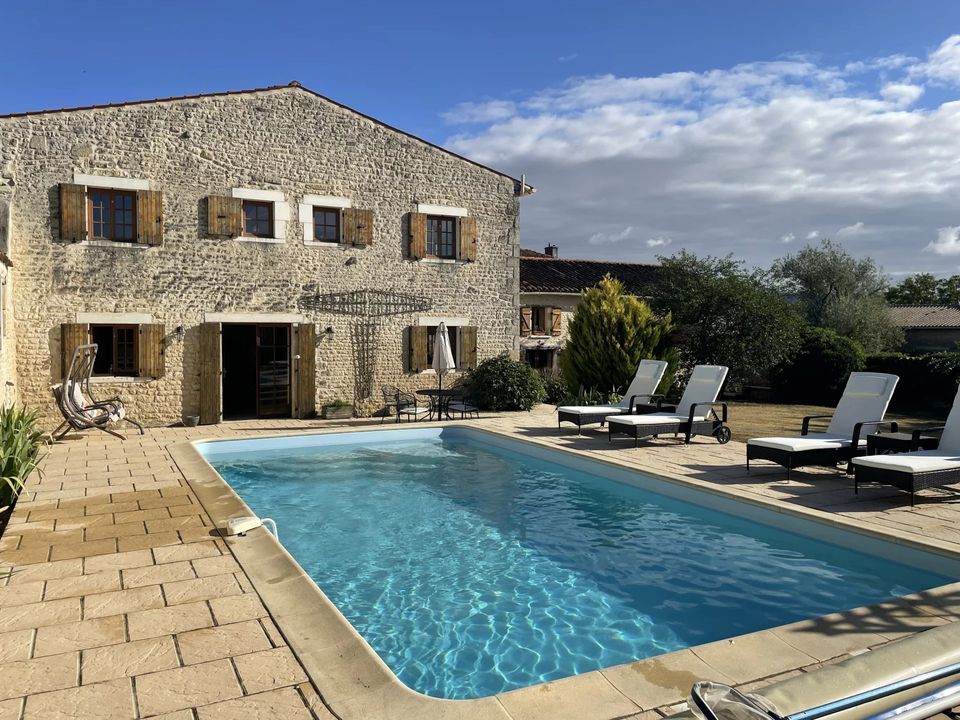 Villa i Saint-Pierre-de-Juillers, Charente-Maritime - foto 2