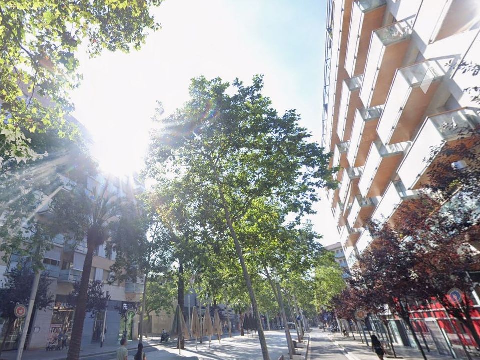 Garage i Barcelona, Barcelona - foto 4