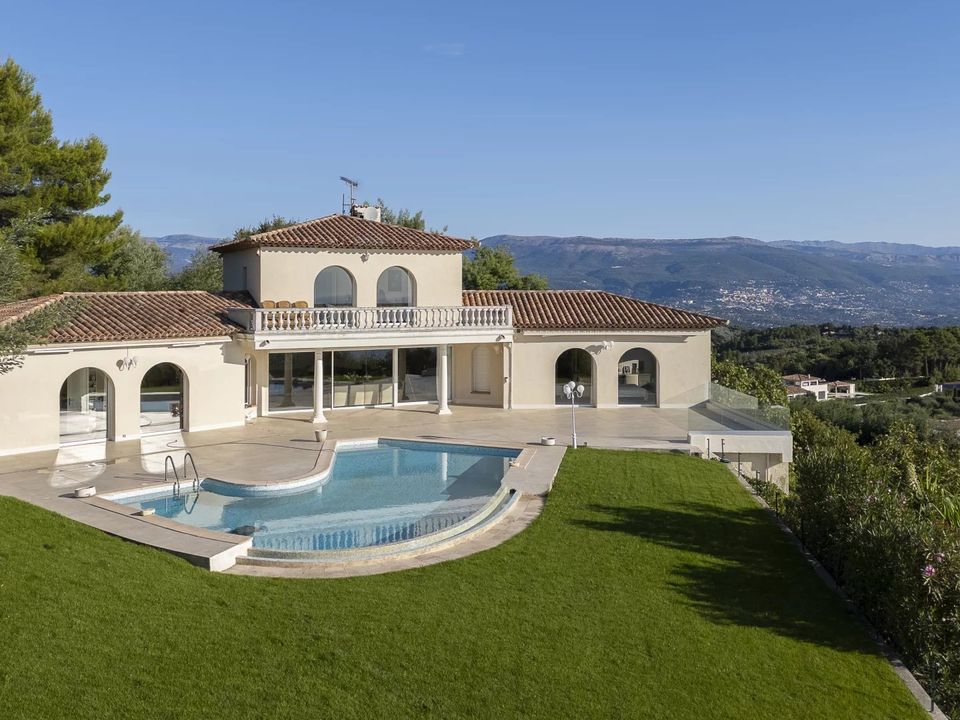 Villa i Mandelieu-la-Napoule, Alpes-Maritimes - bilde 2