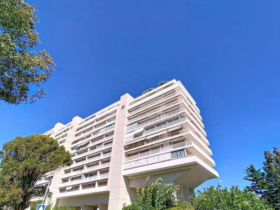 Lejlighed i Mandelieu-la-Napoule, Alpes-Maritimes - foto 3