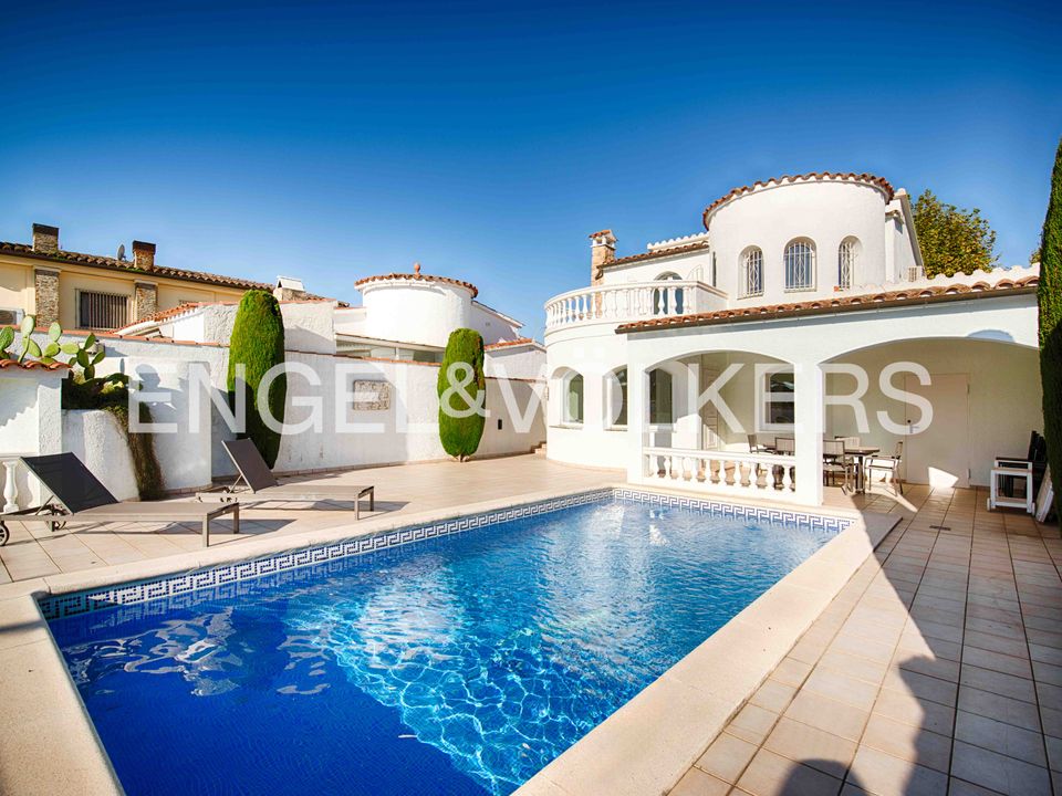 Villa i Empuriabrava, Gerona - foto 3