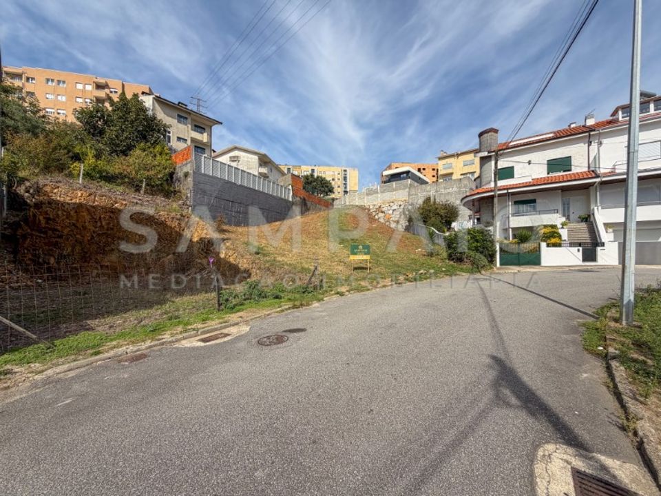 Helårsgrund i Fanzeres, Porto - foto 2