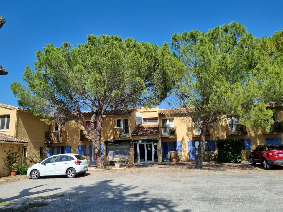 Erhvervsejendom i Manosque, Alpes-de-Haute-Provence - foto 1
