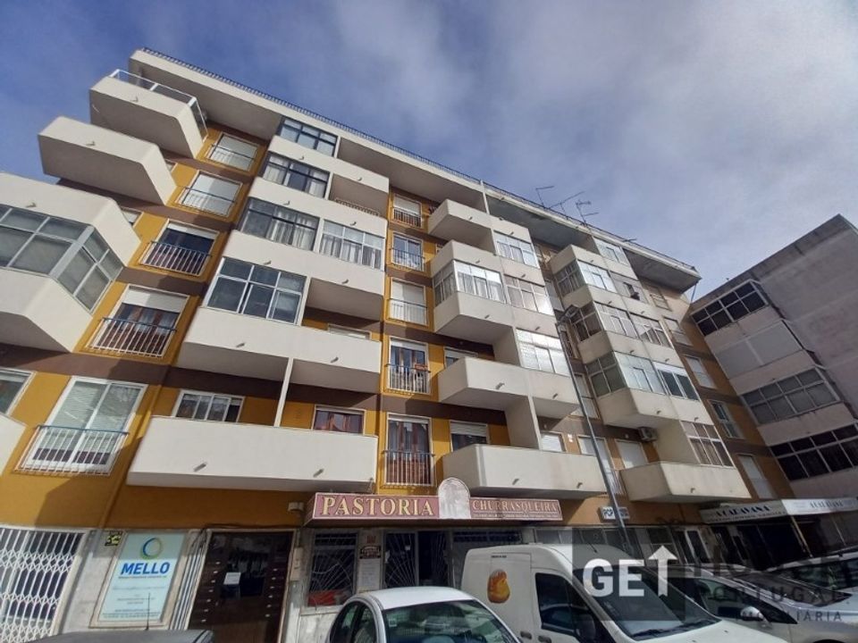 Lejlighed i Laranjeiro, Setubal - foto 1