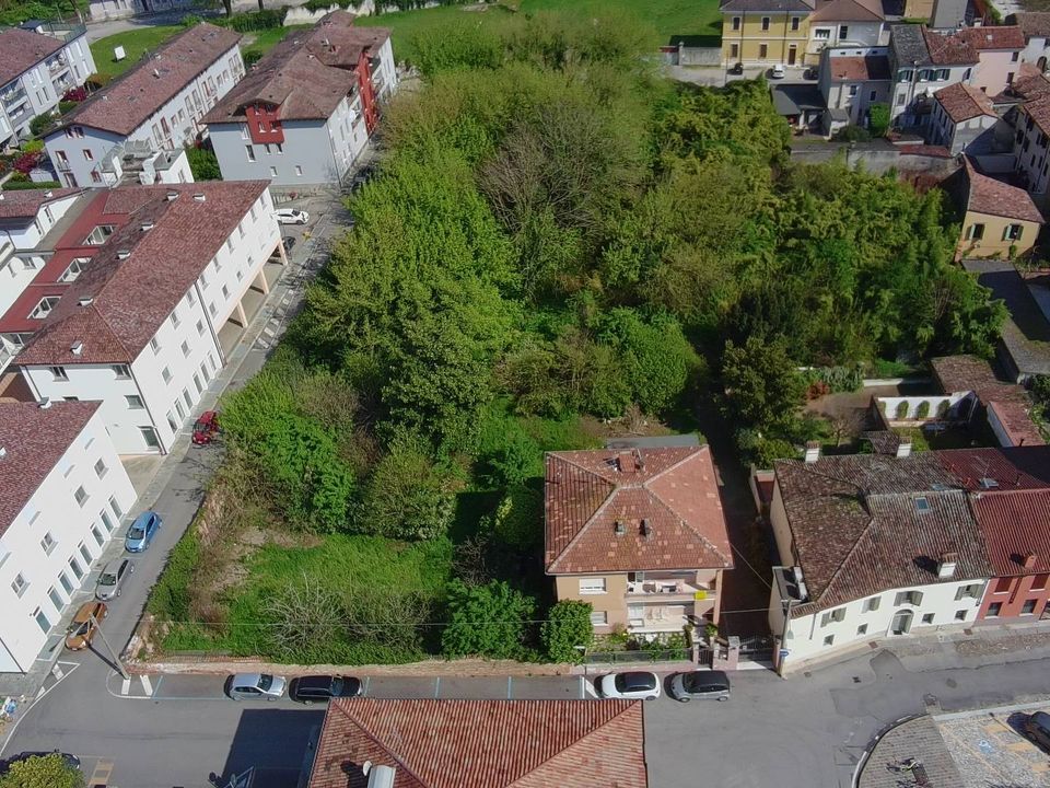 Helårsgrund i Mantua, Mantua - foto 4