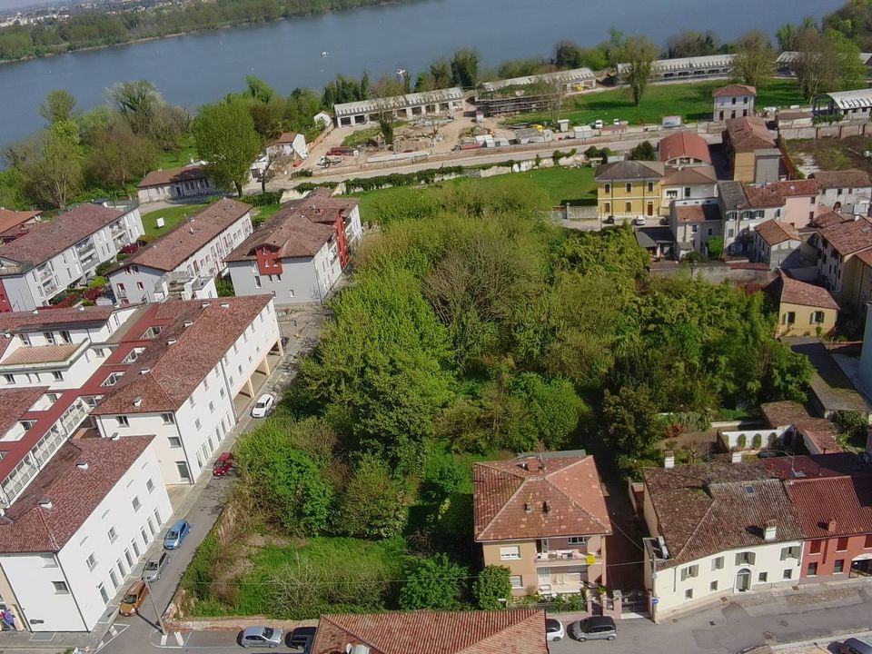 Helårsgrund i Mantua, Mantua - foto 5