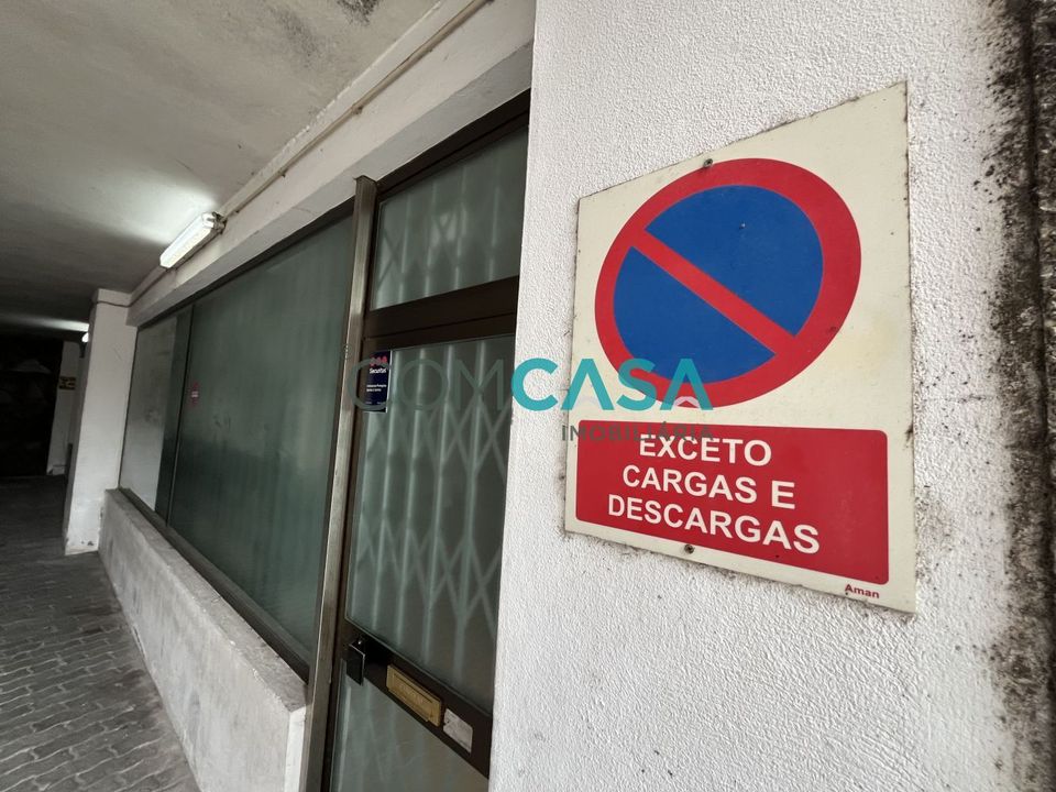 L'establiment comercial a Gondomar, Porto - foto 4