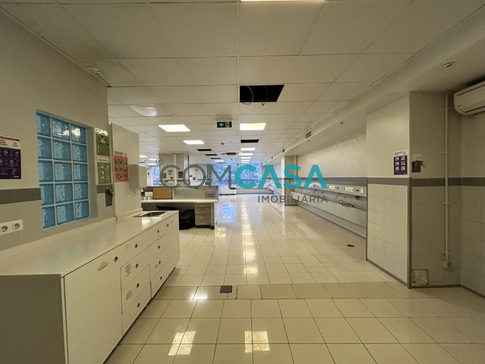 L'establiment comercial a Gondomar, Porto - foto 2