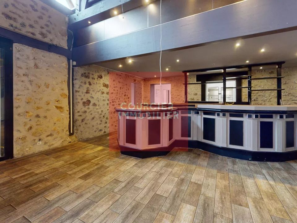 Commercial property in Élancourt, Yvelines - photo 3