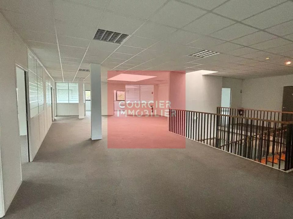 Erhvervsejendom i Montigny-le-Bretonneux, Yvelines - foto 5