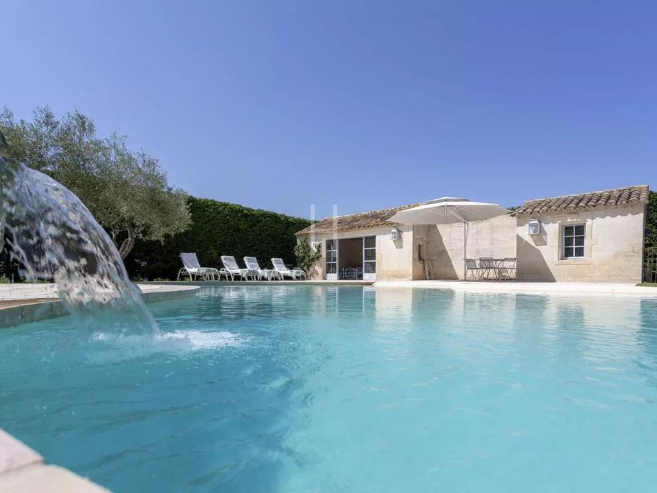 Villa en Arles, Bouches-du-Rhone - foto 3