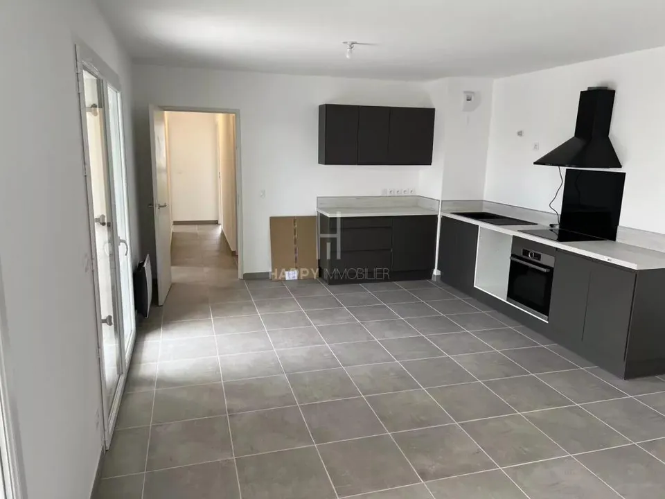 Appartement in Arles, Bouches-du-Rhone - foto 1