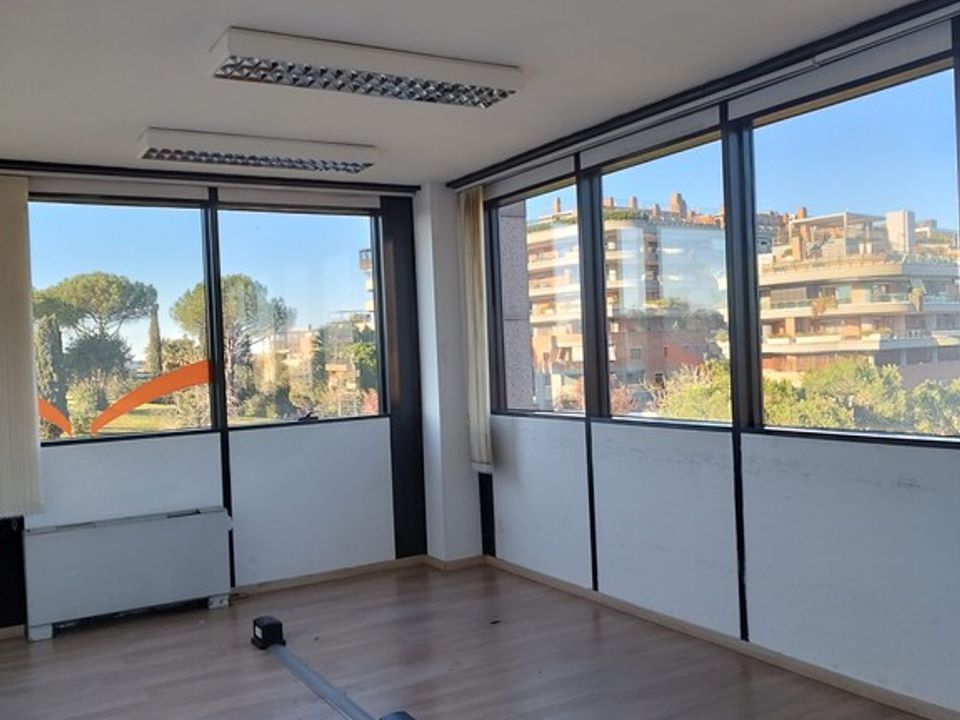Erhvervsejendom i Rome, Rome - foto 1