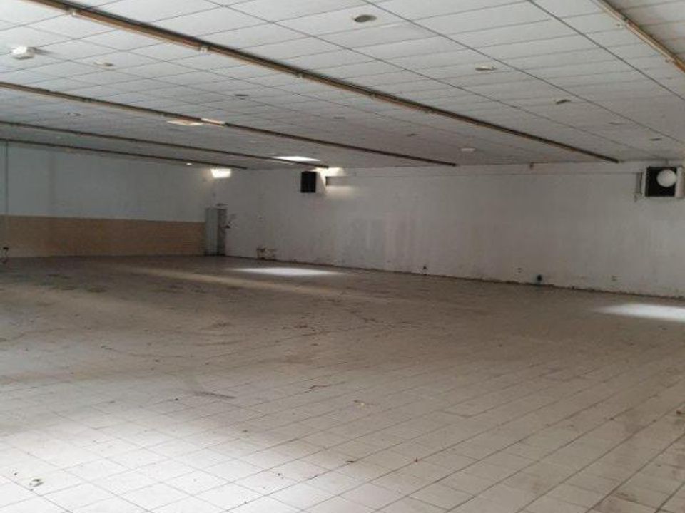 L'establiment comercial a Rennes, Ille-et-Vilaine - foto 2