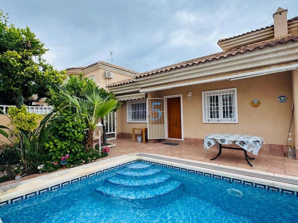 Villa i Los Altos, Alicante - foto 1