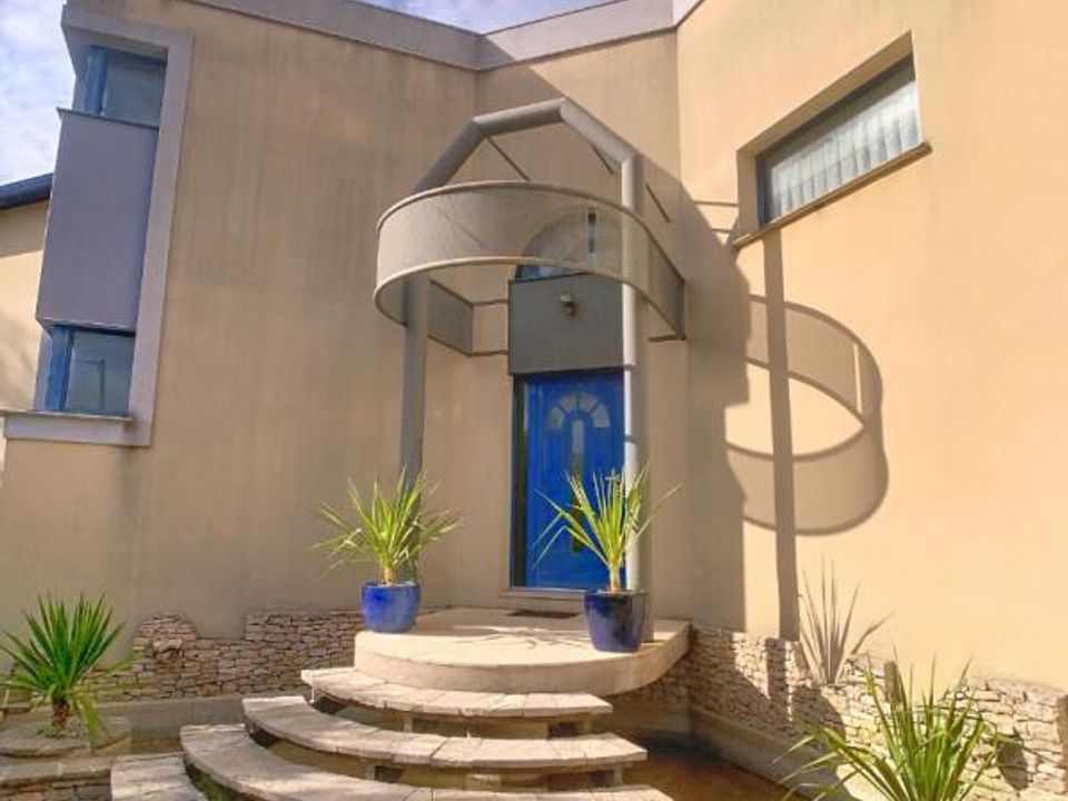 Villa i Prades-le-Lez, Herault - bilde 1