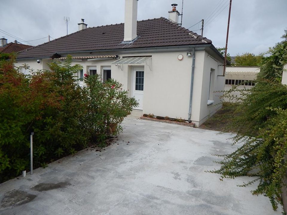 Villa i Saint-Jean-de-la-Ruelle, Loiret - foto 1