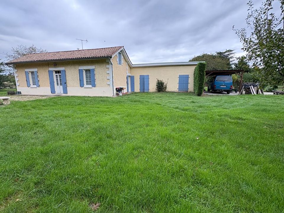 Villa i Saint-Seurin-De-Prats, Dordogne - foto 1