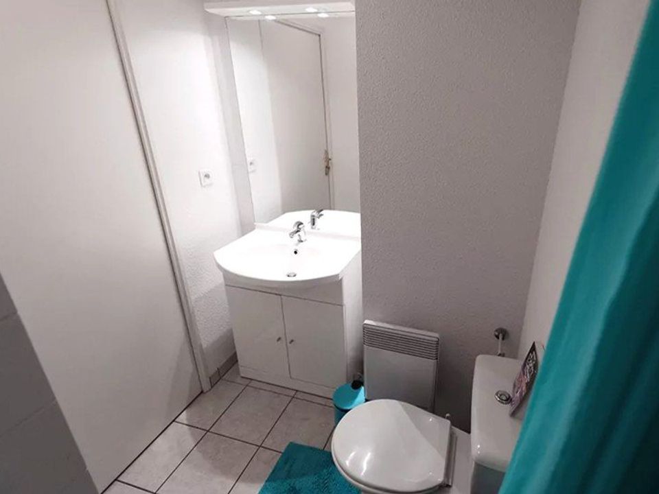 Erhvervsejendom i Limoges, Haute-Vienne - foto 4