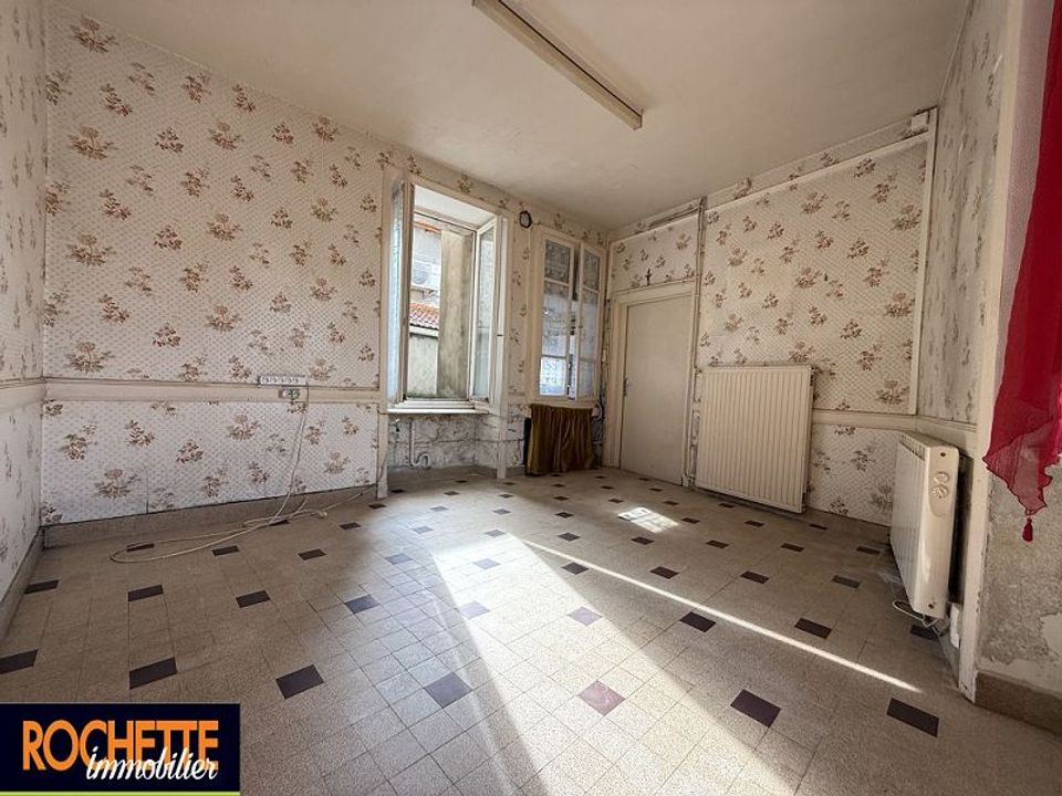 Casa de poble a Sainte-Colombe-sur-Gand, Loire - foto 2