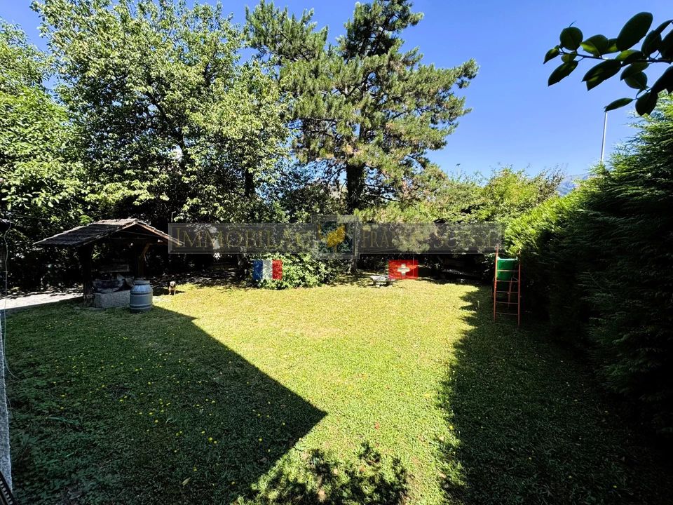 Villa i Scionzier, Haute-Savoie - foto 1