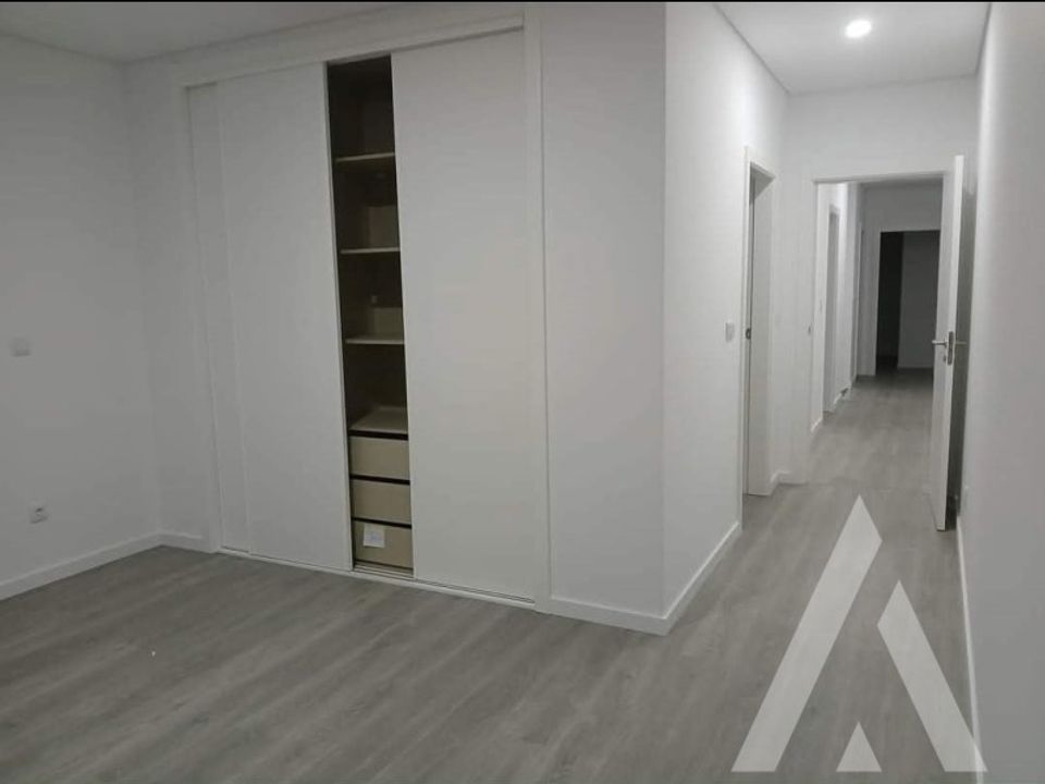 Byhus i Seixal, Setubal - foto 4