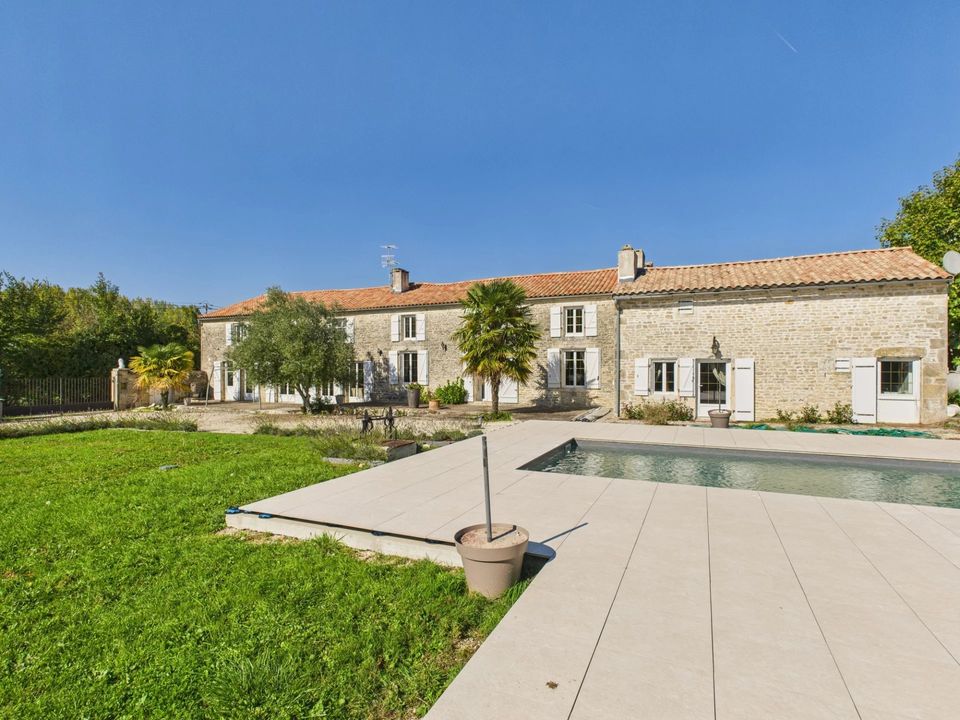 Villa i Villefagnan, Charente - foto 1