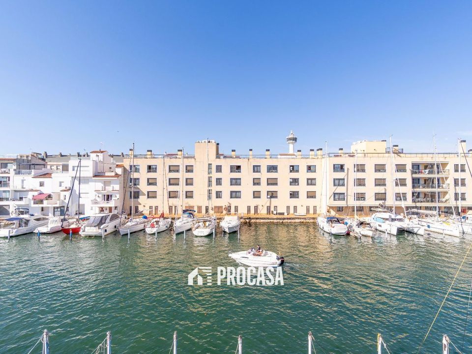 Lejlighed i Empuriabrava, Gerona - foto 4