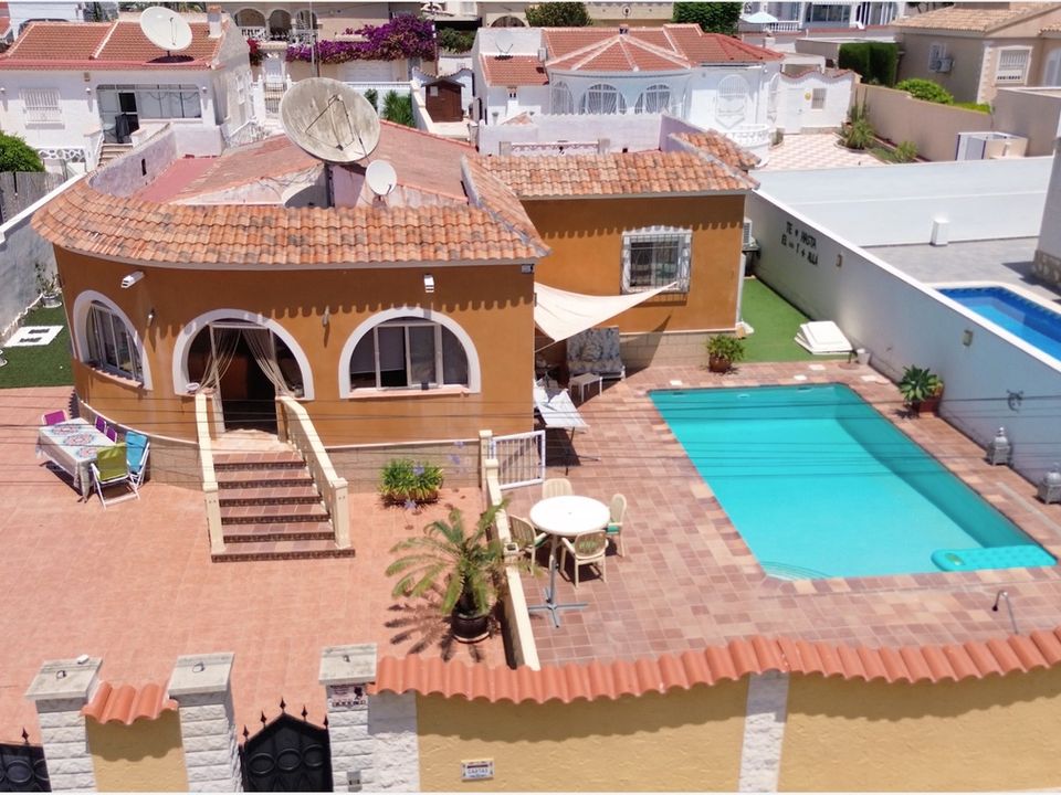 Villa i Ciudad Quesada, Alicante - foto 1