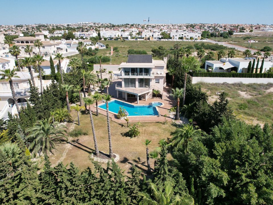 Villa i Ciudad Quesada, Alicante - foto 1