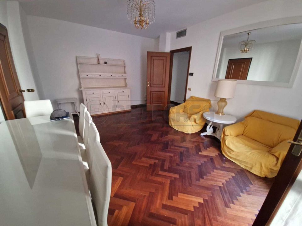Lejlighed i Cremona, Cremona - foto 1