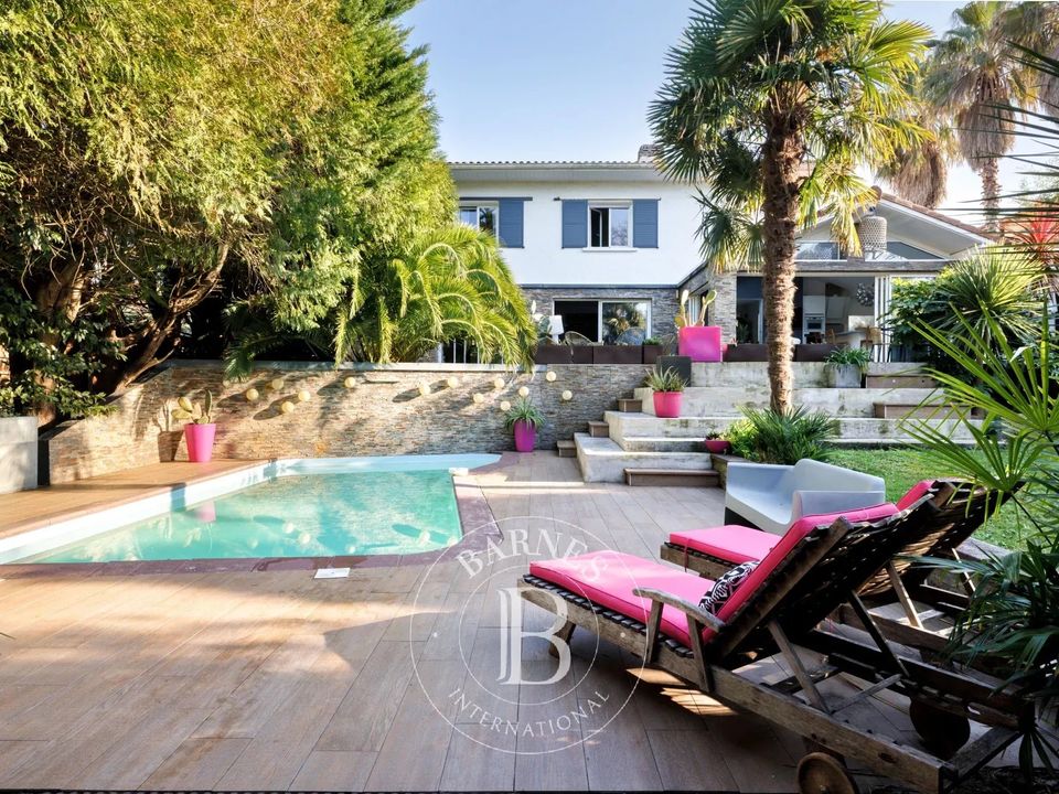 Villa i Biarritz, Pyrenees-Atlantiques - foto 1