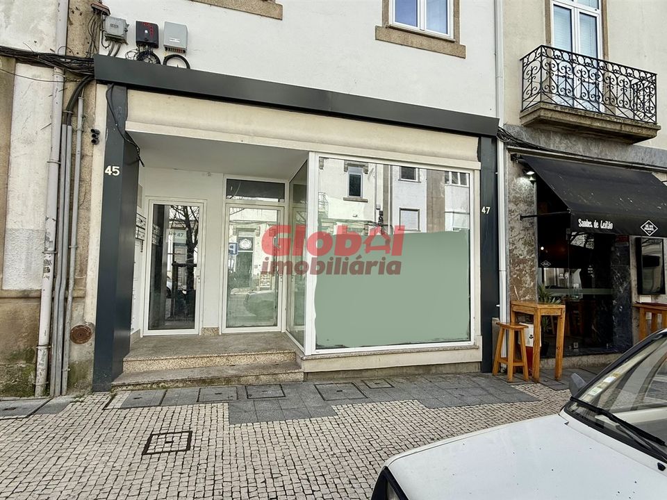 Erhvervsejendom i Viseu, Viseu - foto 1