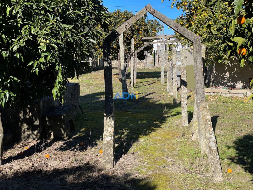 Helårsgrund i Alcains, Castelo Branco - foto 1