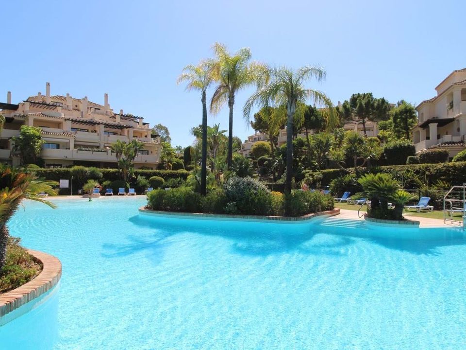 Lejlighed i Benahavis, Malaga - foto 1