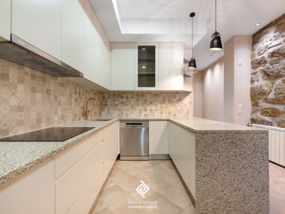 Villa i Santa Marinha do Zezere, Porto - foto 1