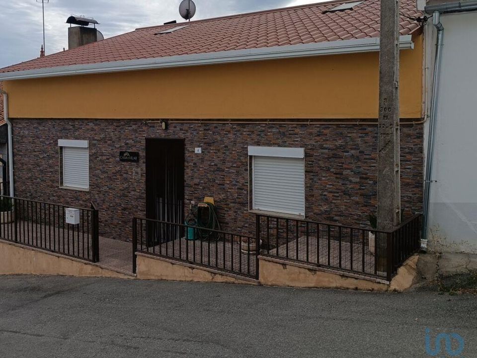 Byhus i Mogadouro, Braganca - foto 1